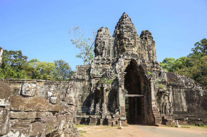 South gate of Angkor Thom (Image © iStock.com/takepicsforfun)