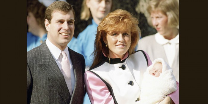 Little Eugenie with the Duke and Duchess of York  |  Image courtesy: www.blogcdn.com