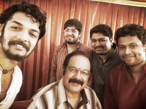 A selfie with renowned filmmaker Suresh Krissna (Image courtesy: Praveen Kumar's Facebook page)