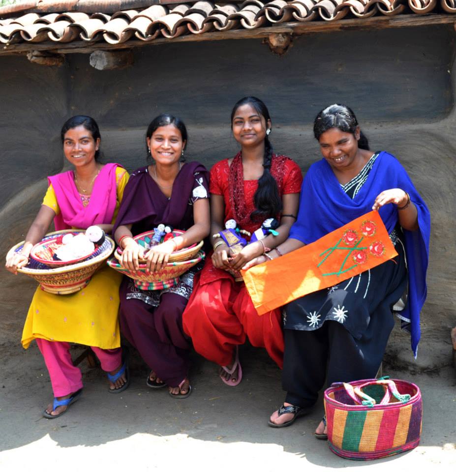Girls who were trained in handicrafts by Subrata